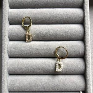✨Gold  Initial D Hoop Earrings